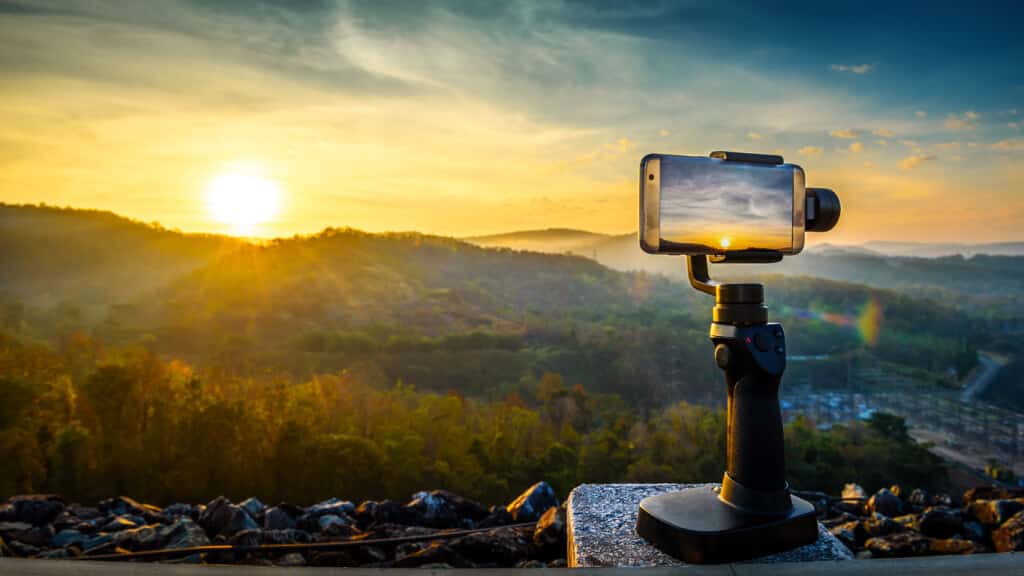 how to stream with iphone