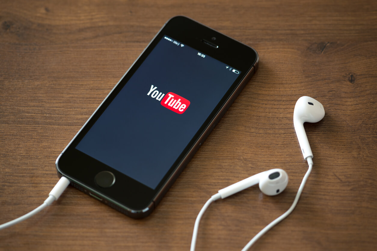 transmitir em direto com o youtube