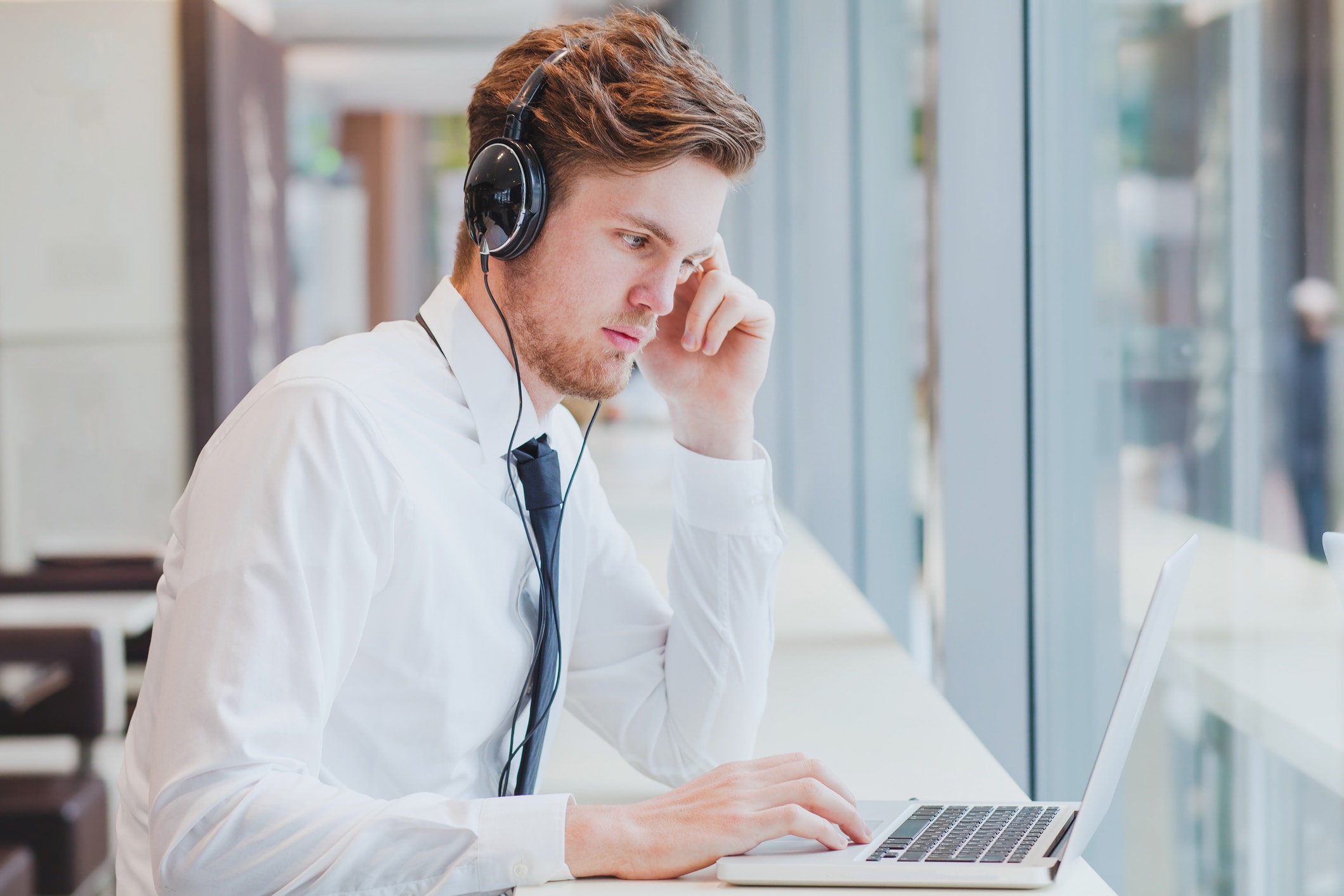 Fornecedor de transmissão de vídeo para formação empresarial - ver vídeo